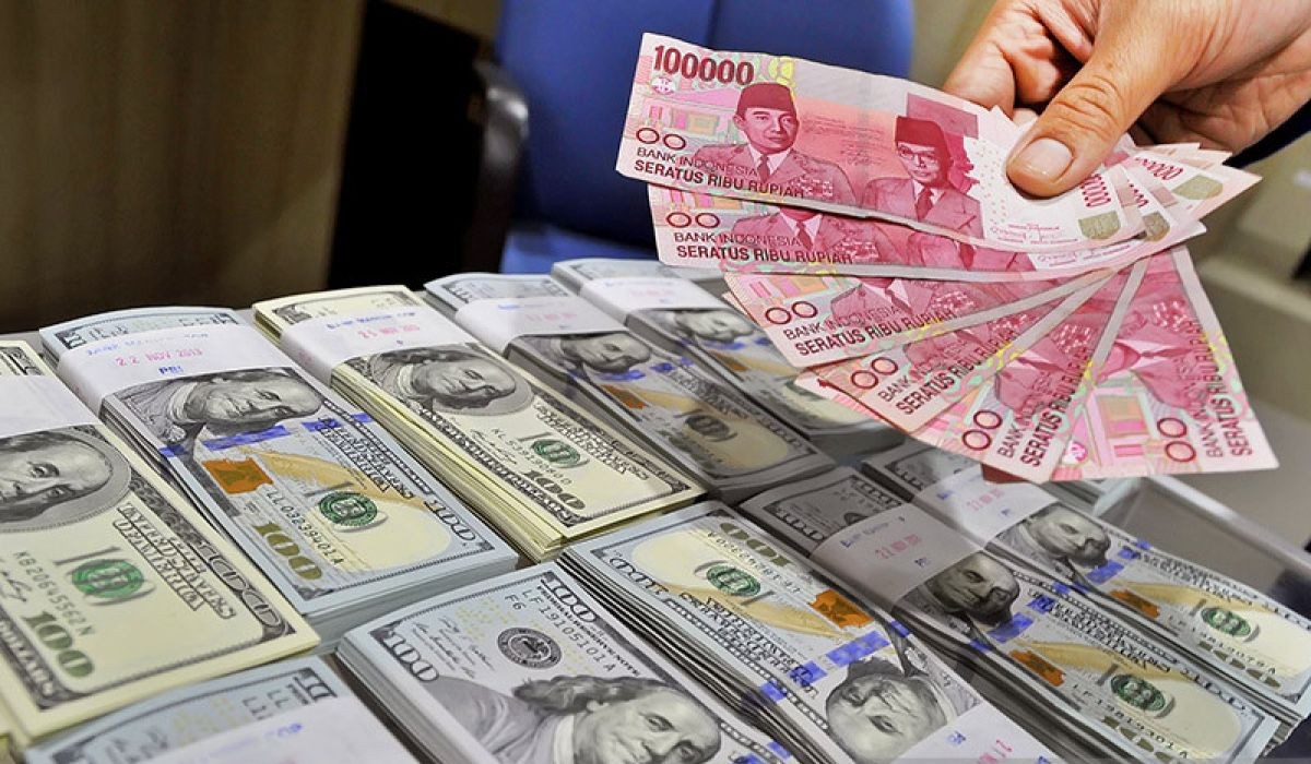 Rupiah Hari Ini 2 Juli 2026 Melemah Lagi, Hampir Rp18.000