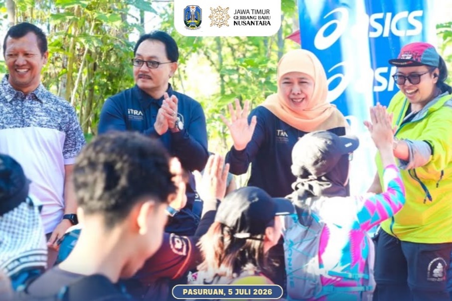 Gubernur Khofifah Lepas Ribuan Pelari International Trail Running MANTRA116 2026